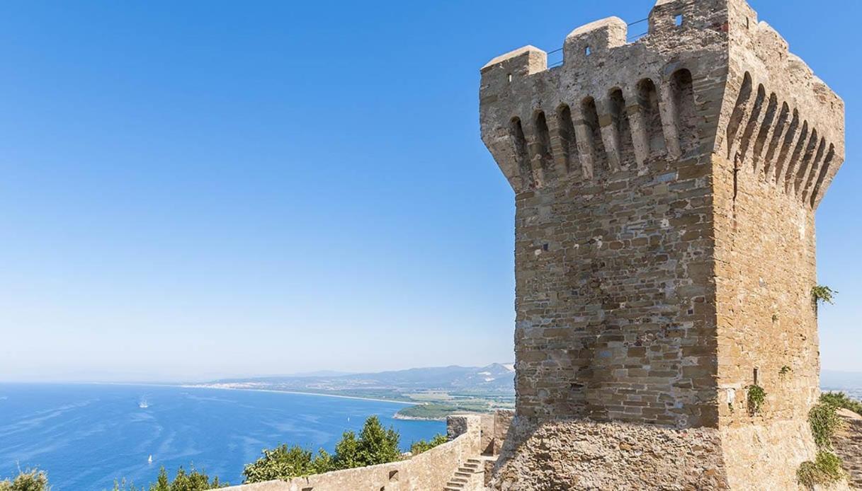 Apartmán A Casa Di Berna E Tere Venturina Terme Exteriér fotografie
